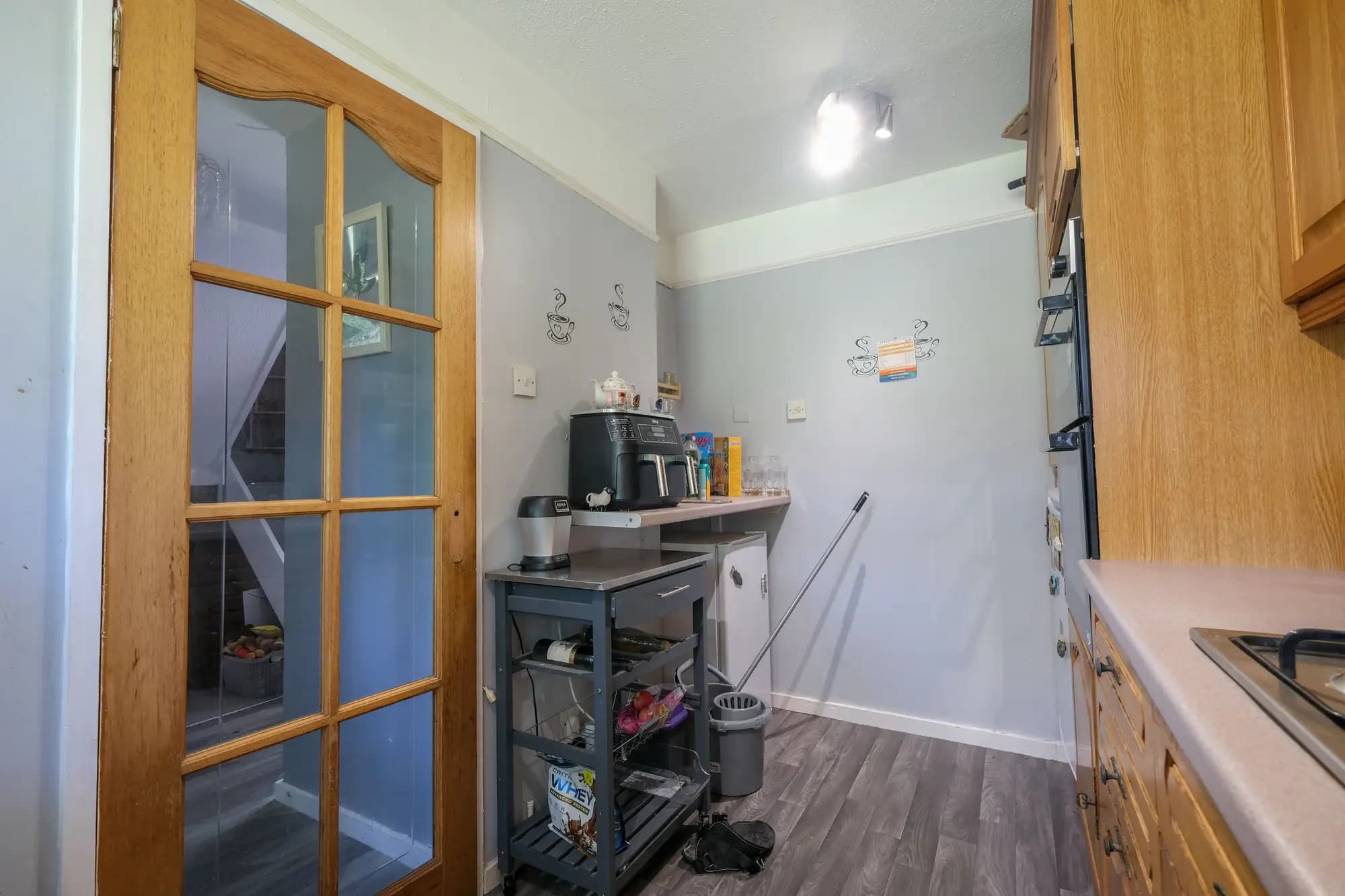 property photo 6 of 17