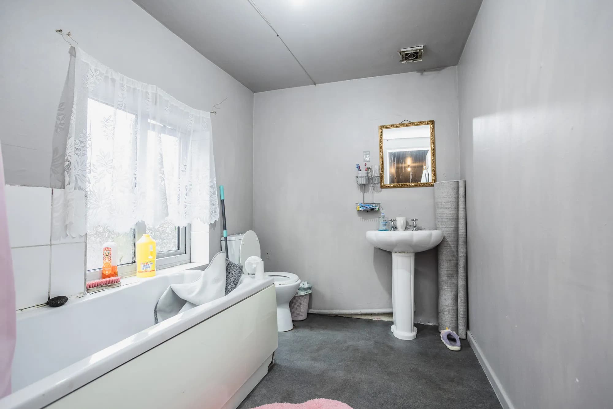 property photo 10 of 24