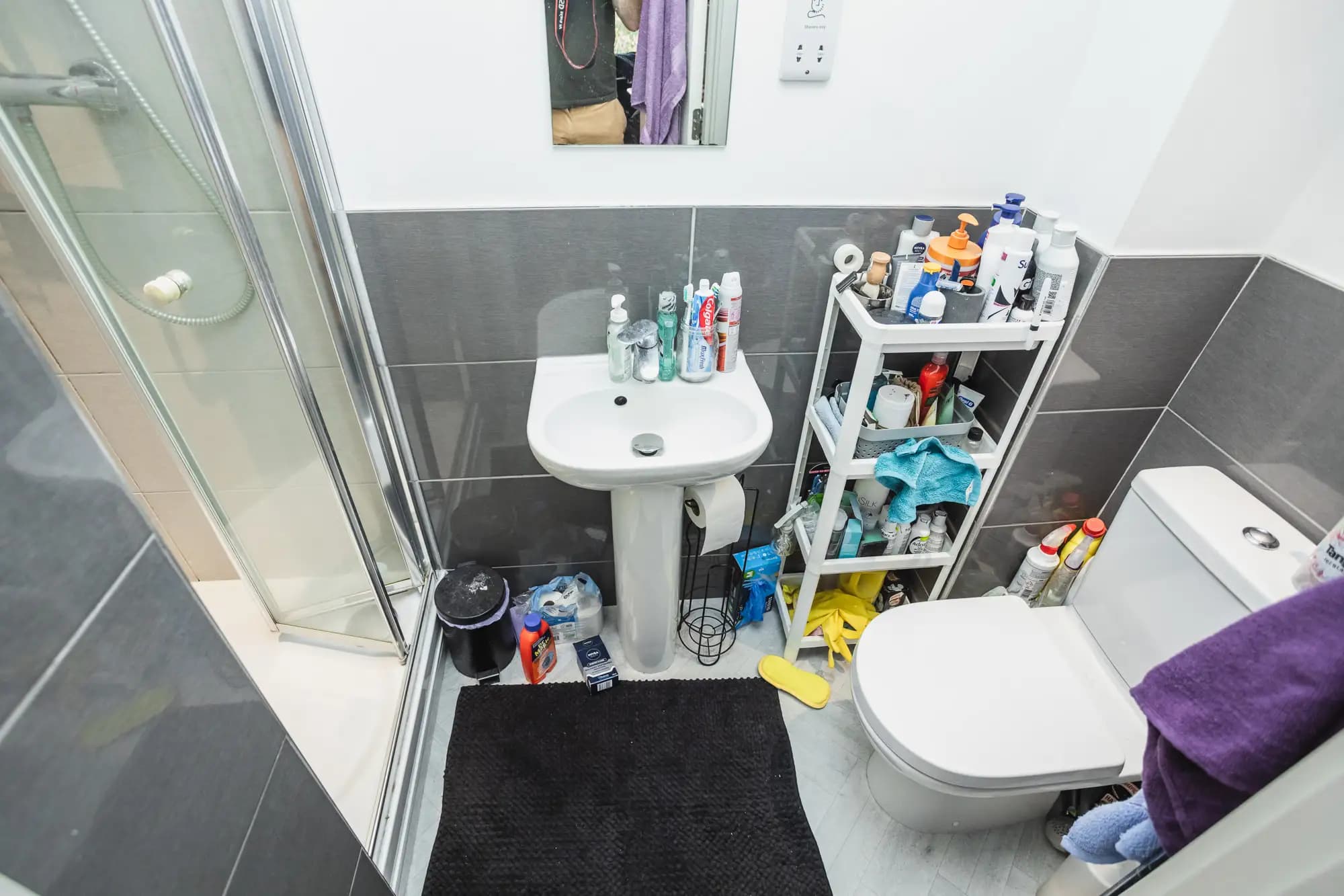 property photo 6 of 25