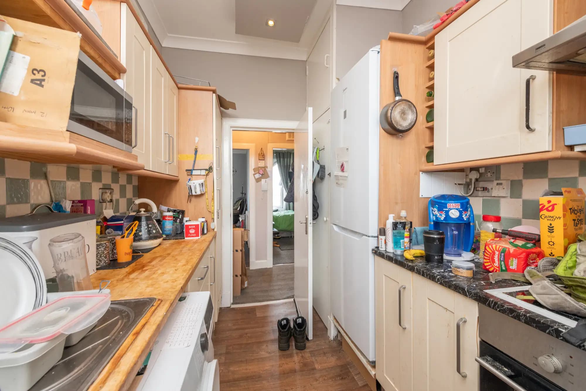 property photo 6 of 24