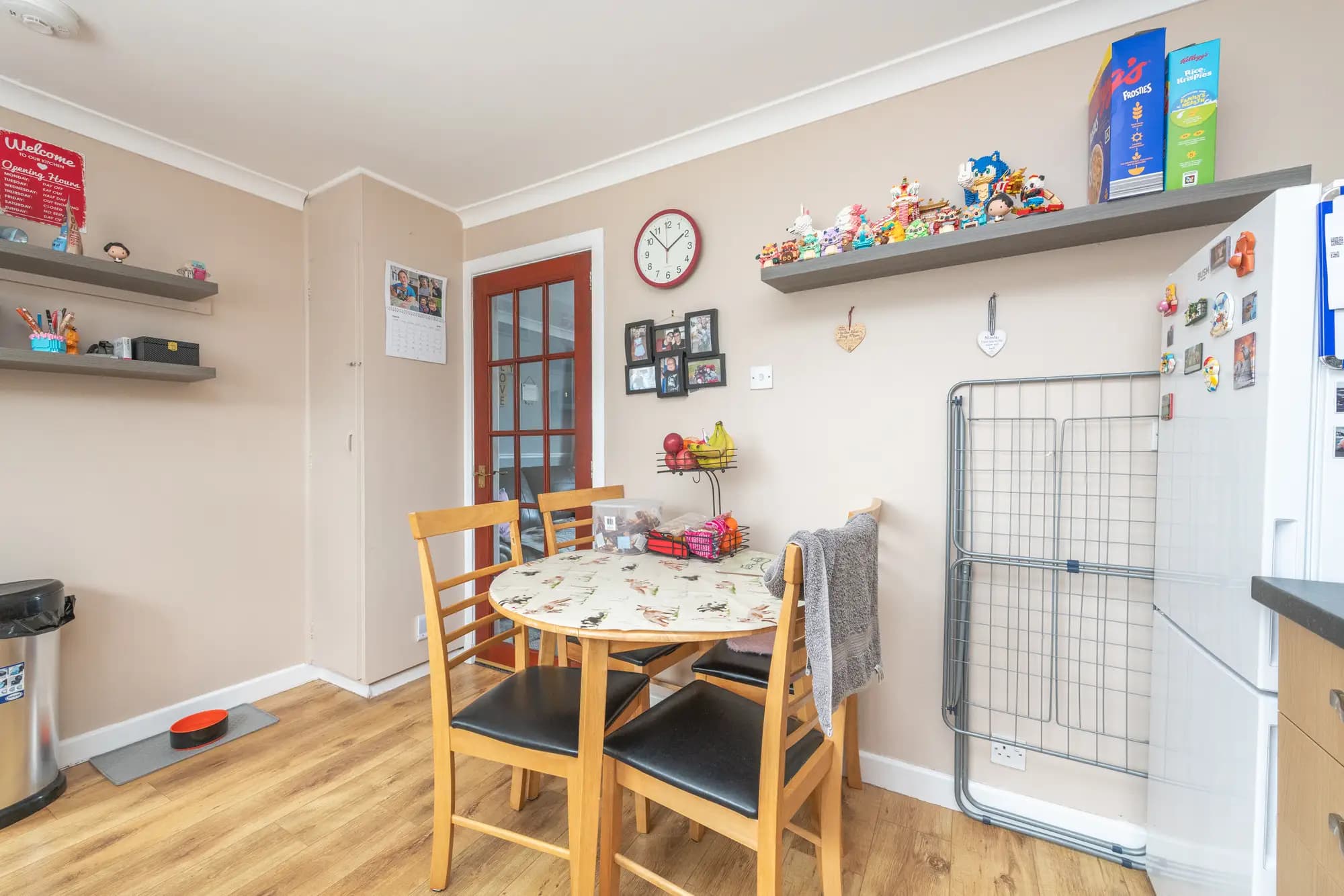 property photo 10 of 33