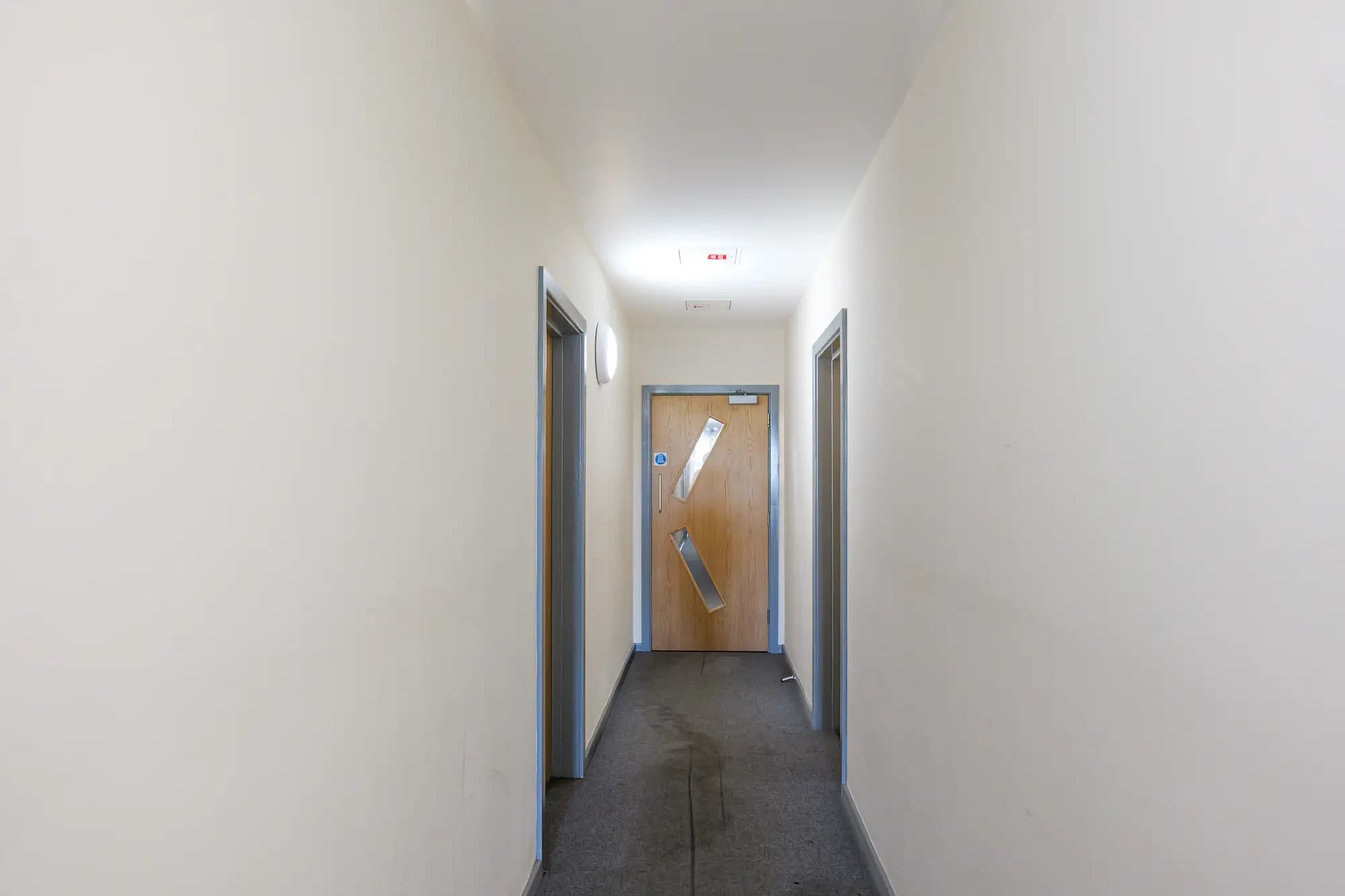 property photo 13 of 20