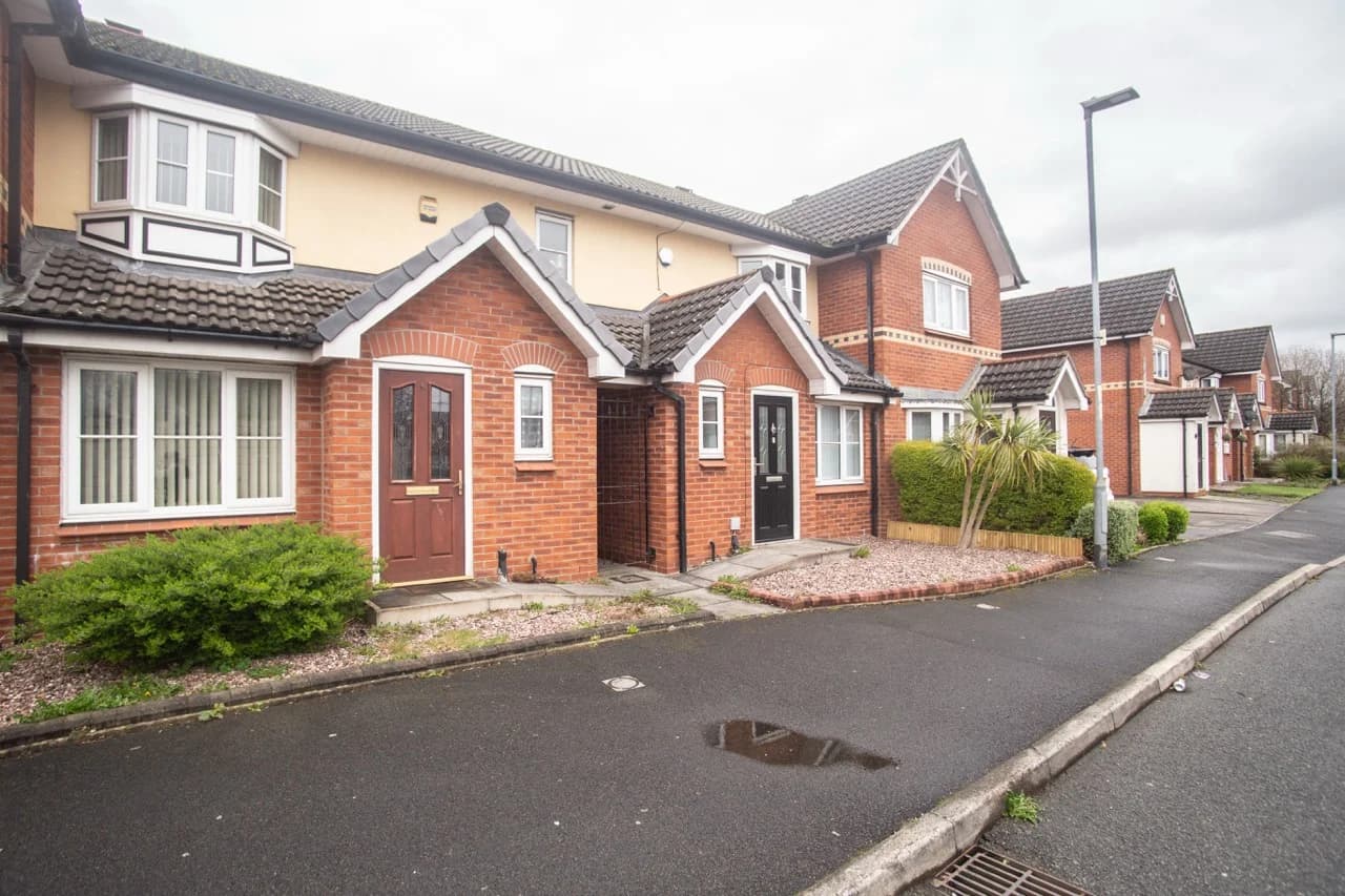 property photo 26 of 31
