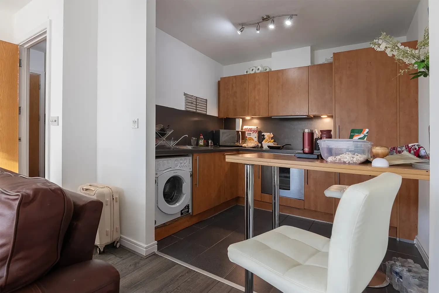 property photo 9 of 20