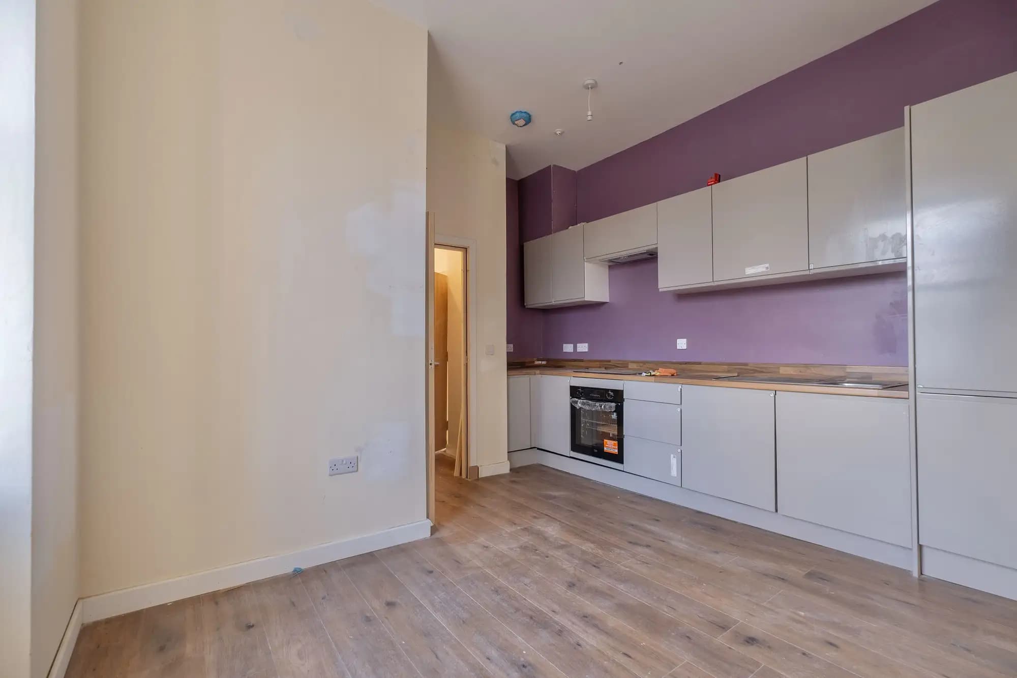 property photo 6 of 13