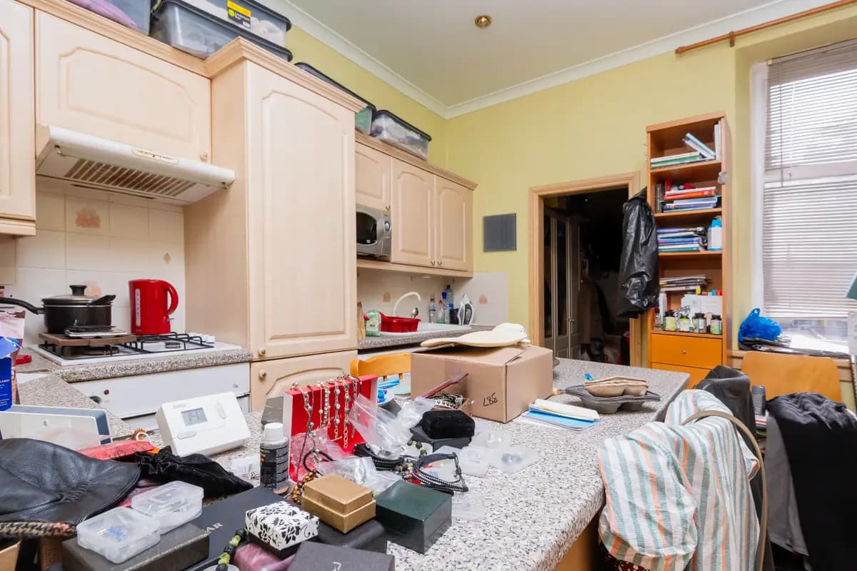 property photo 5 of 15