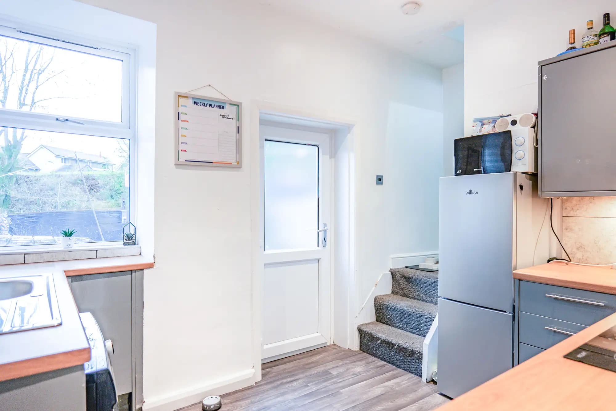 property photo 5 of 20