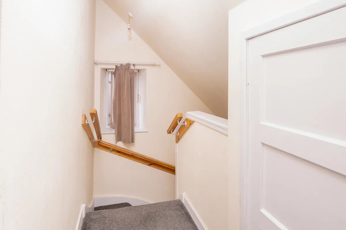 property photo 19 of 25