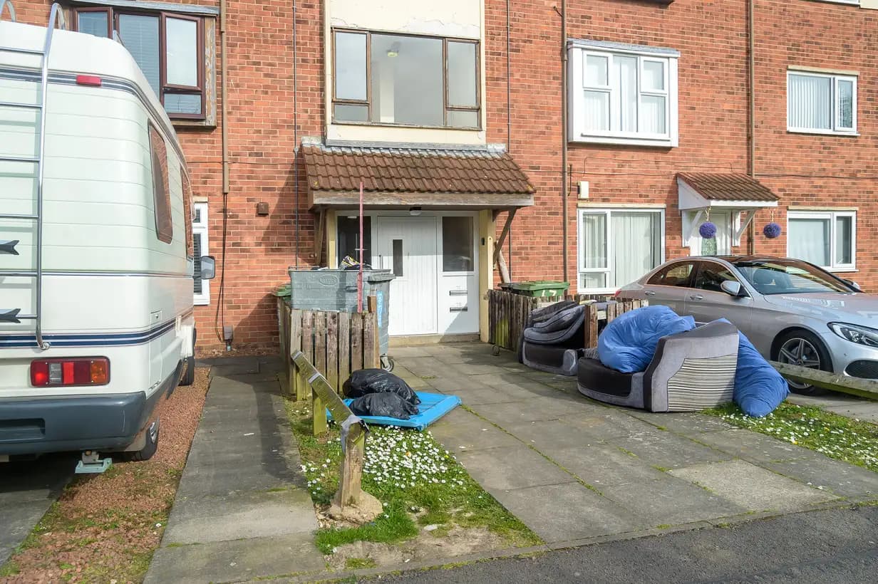 property photo 17 of 19