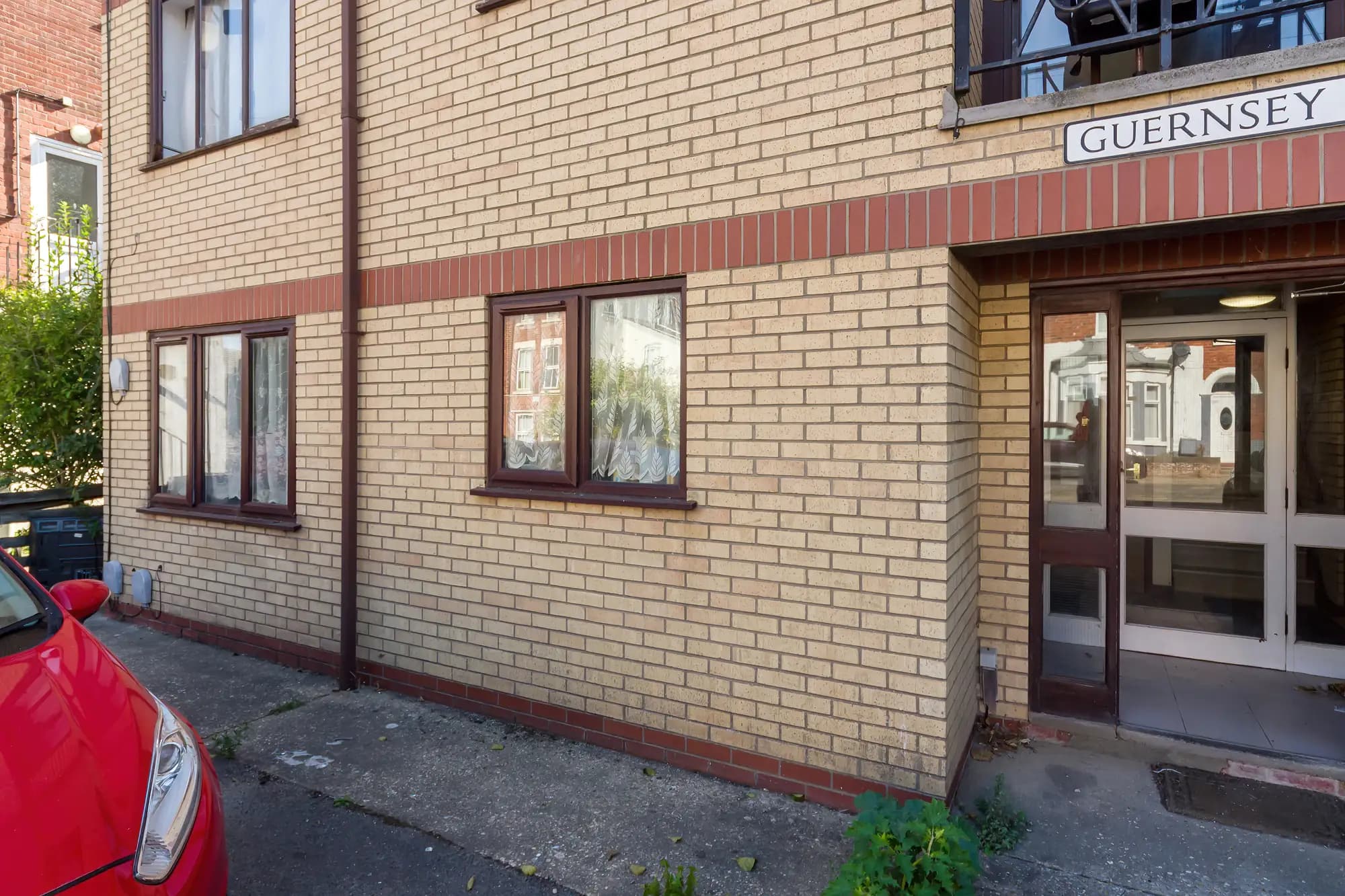 property photo 16 of 17