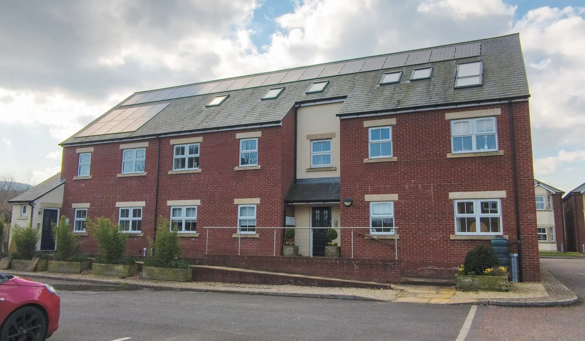 property photo 1 of 41