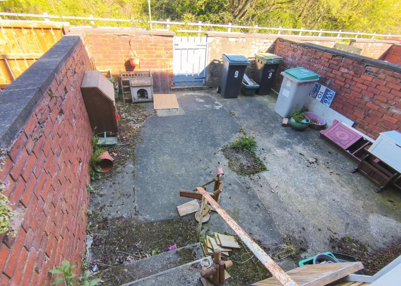 property photo 17 of 17