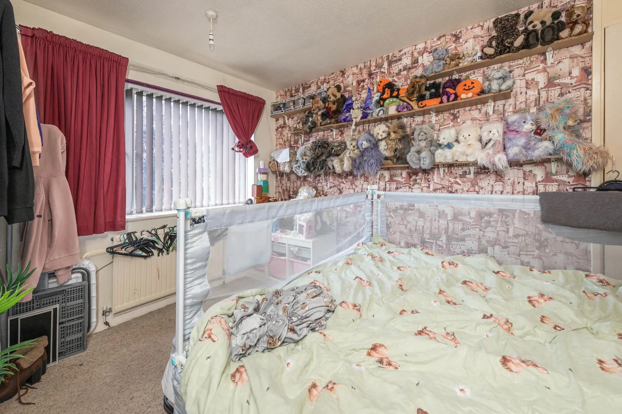 property photo 8 of 13
