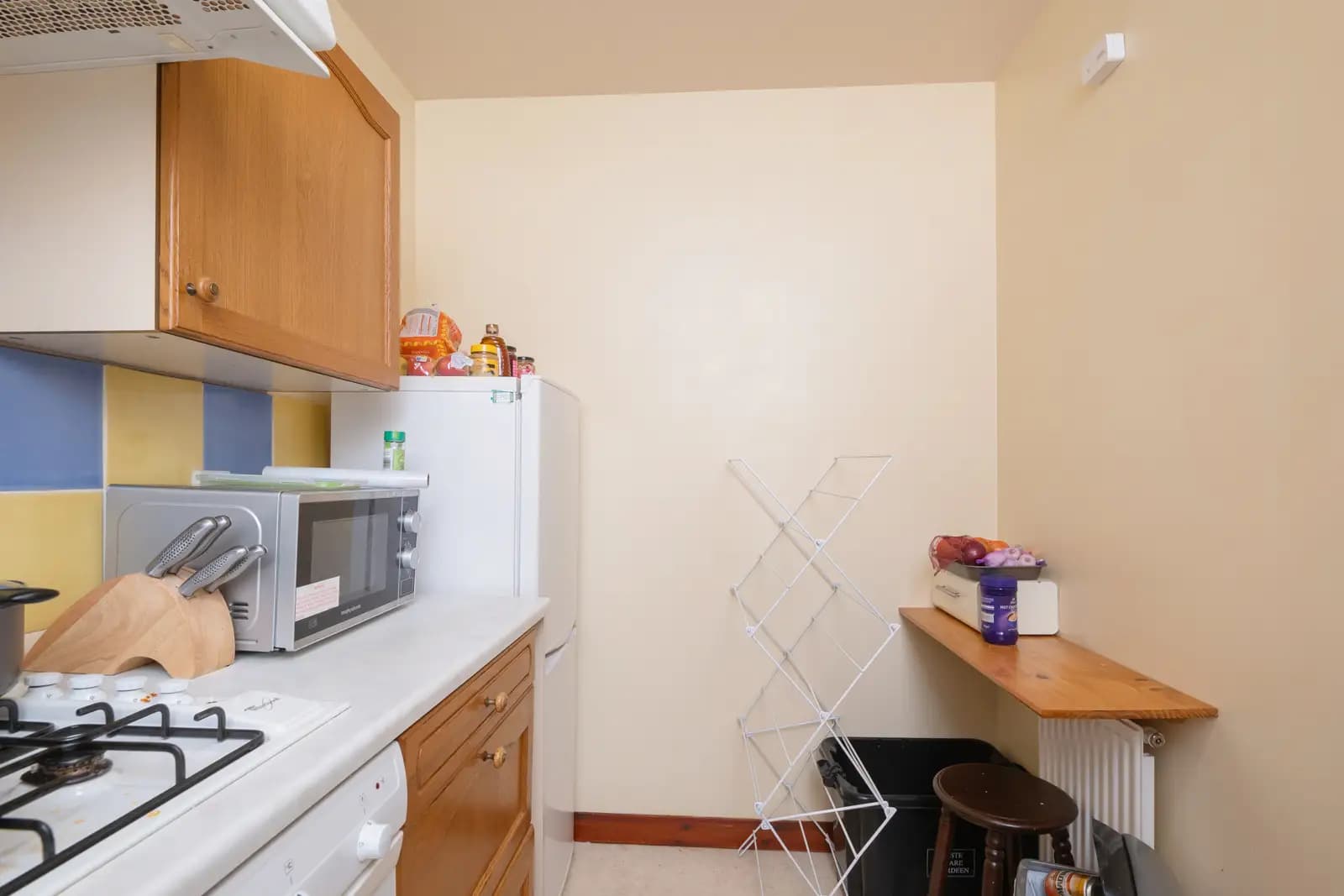 property photo 6 of 14