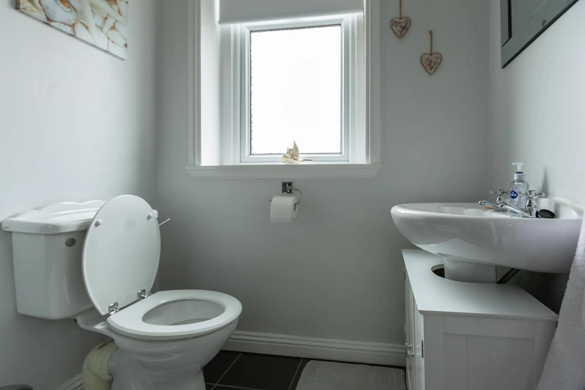 property photo 10 of 17