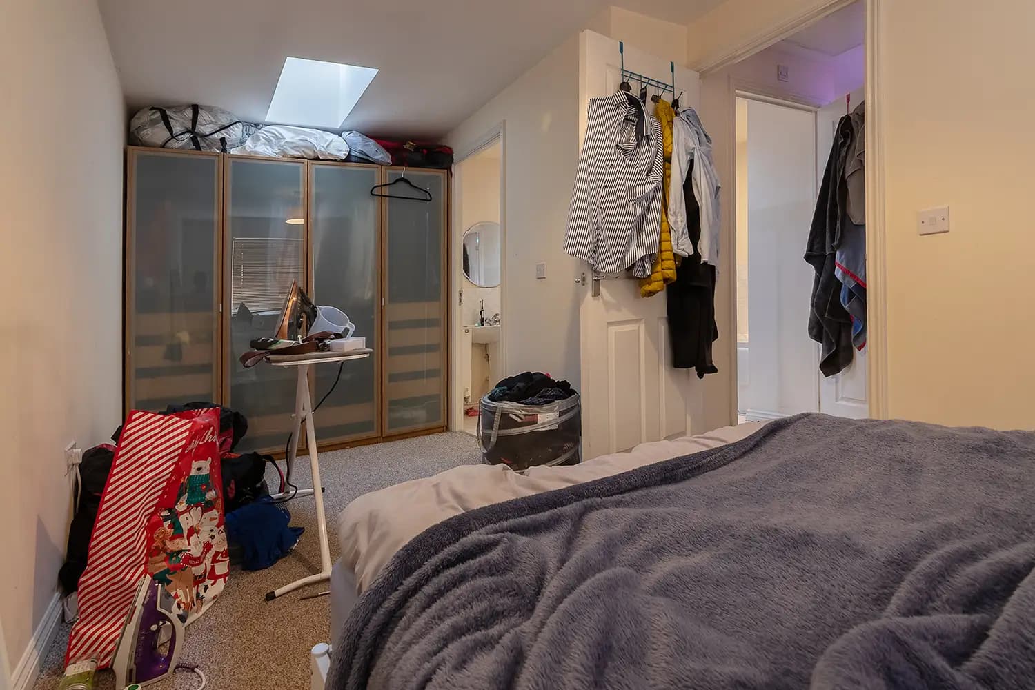 property photo 18 of 30