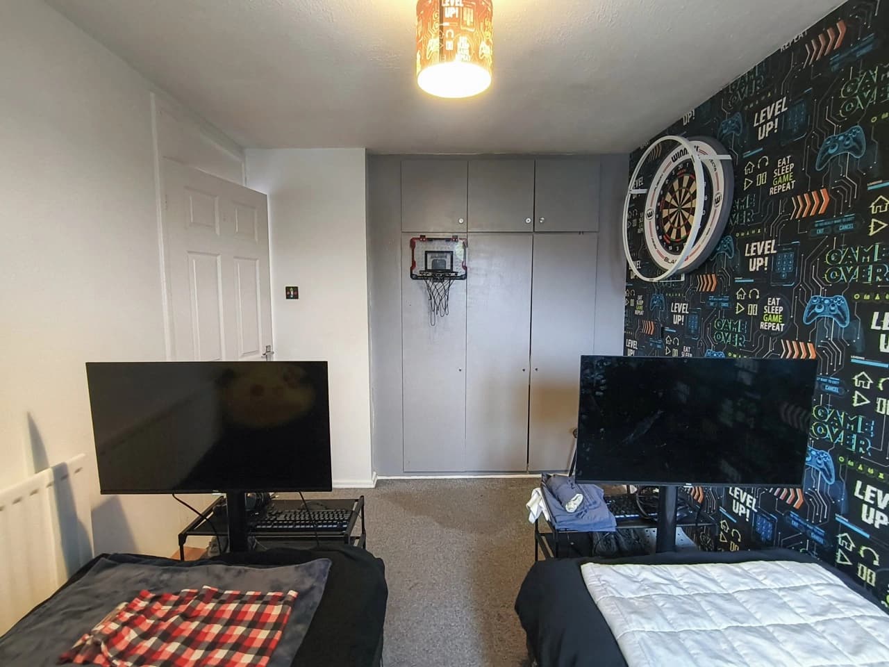 property photo 12 of 18