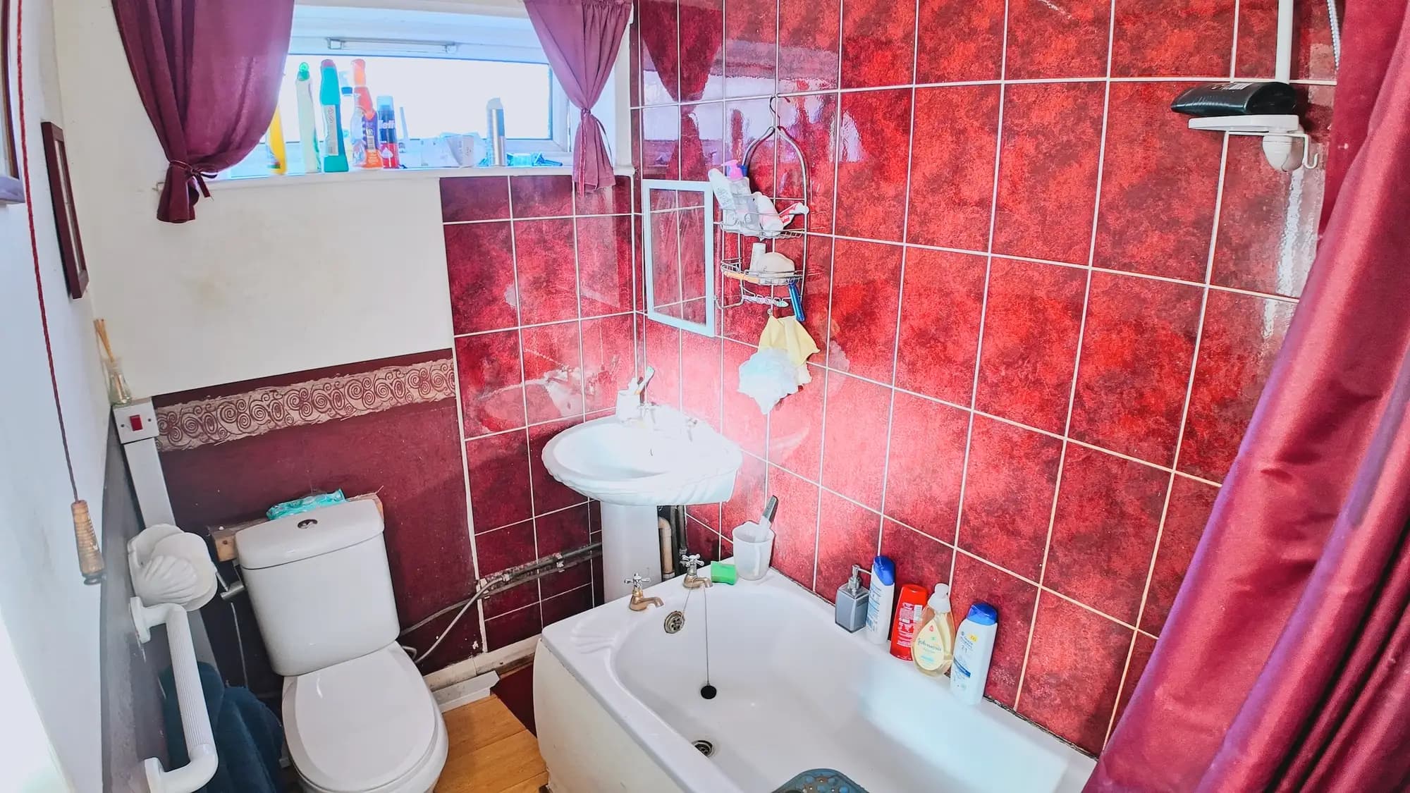 property photo 6 of 21