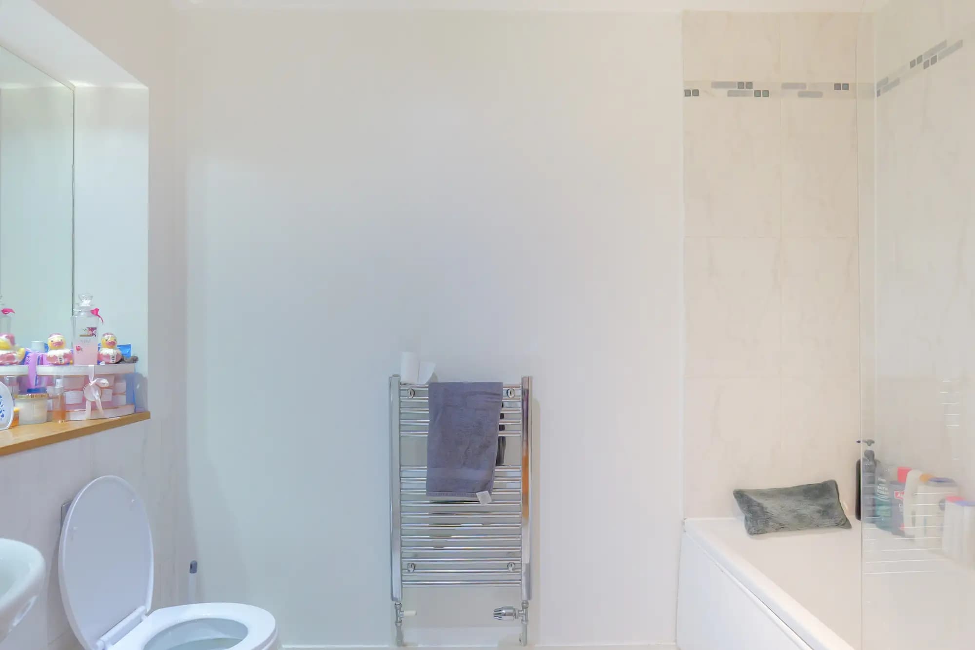 property photo 6 of 23