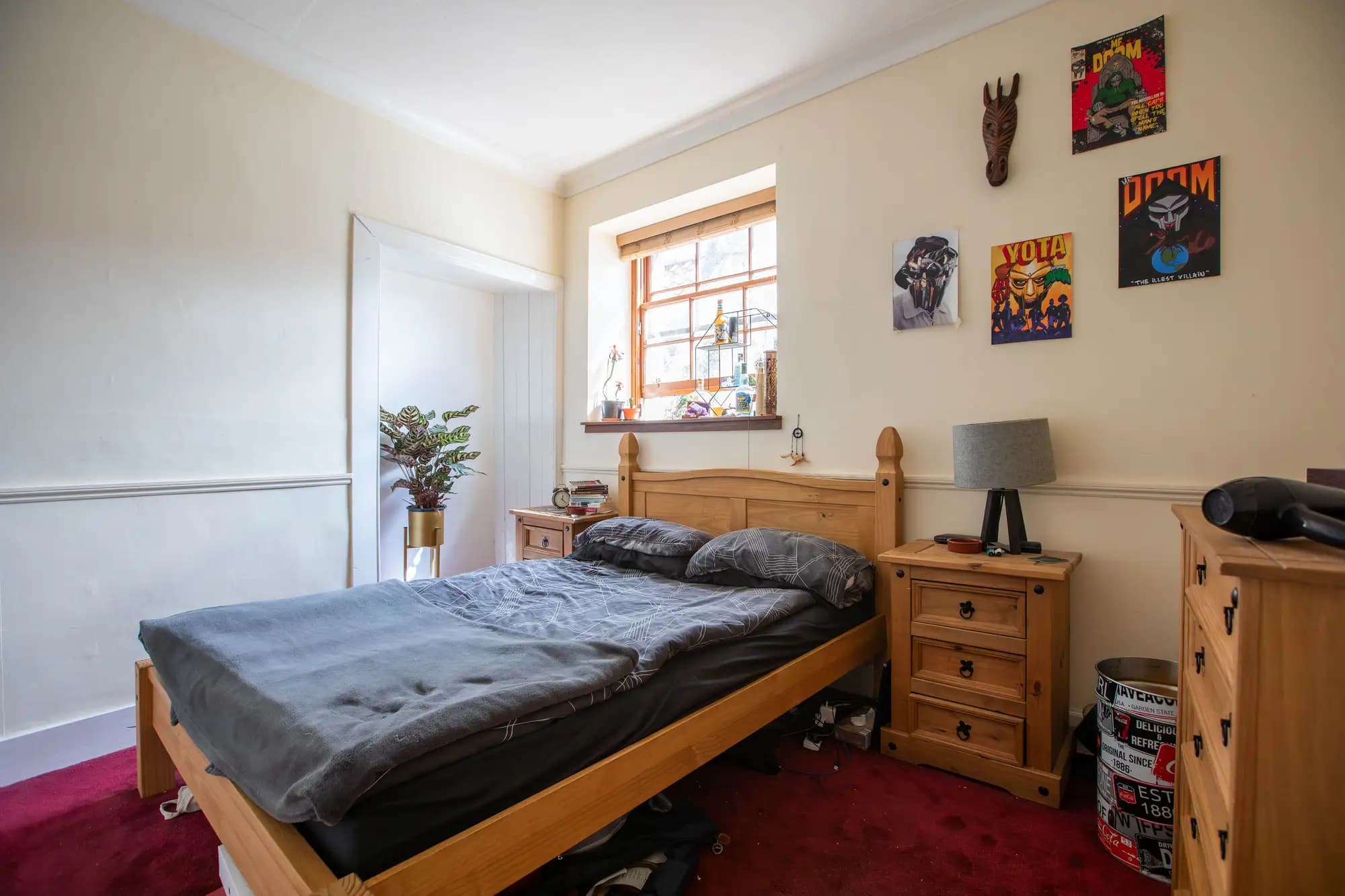 property photo 13 of 16