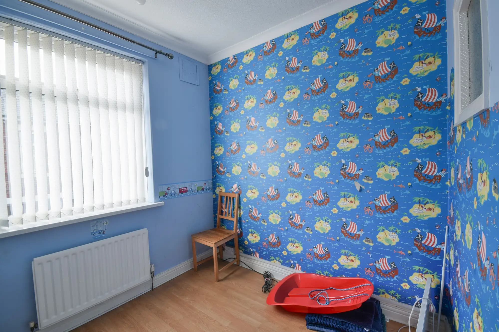 property photo 16 of 27