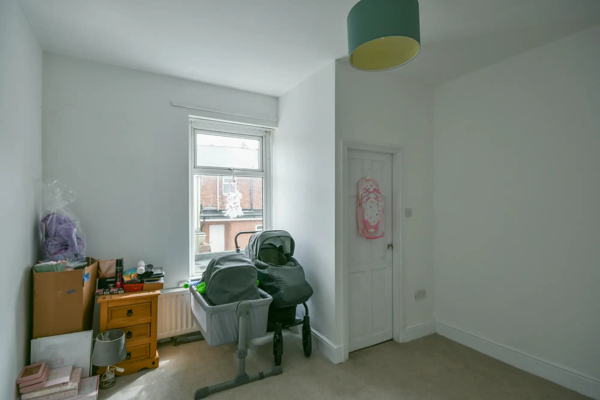 property photo 11 of 16