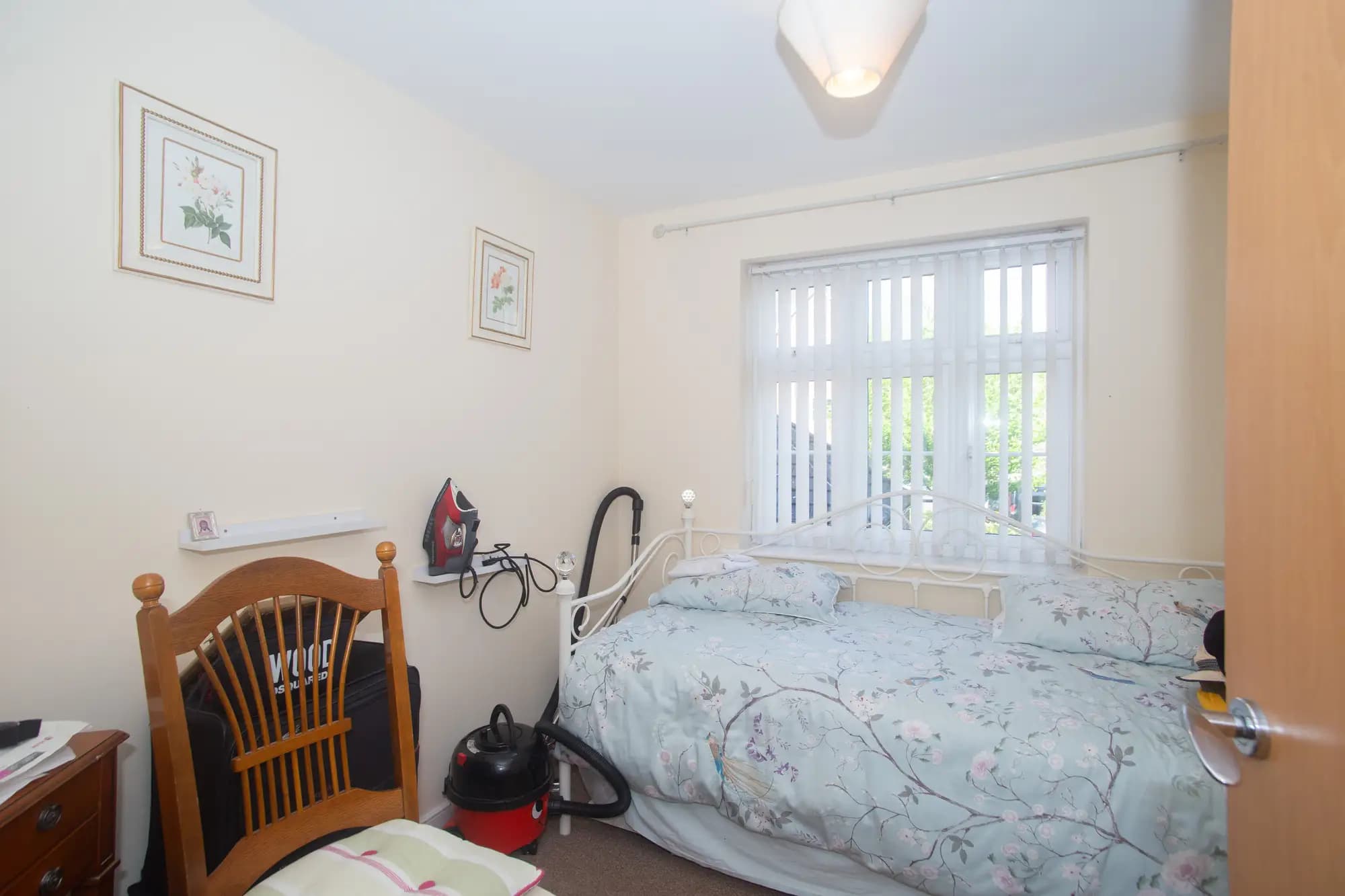 property photo 9 of 15