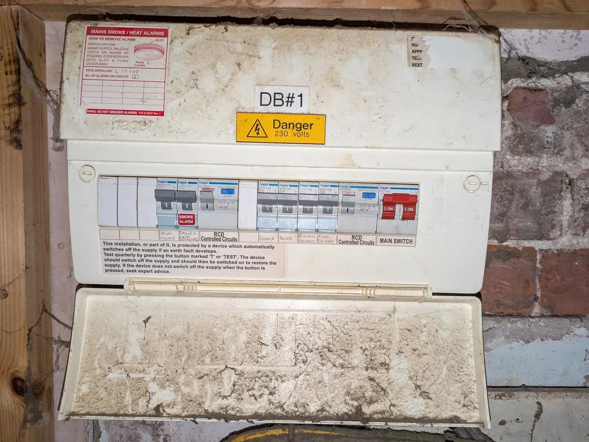 property photo 25 of 28