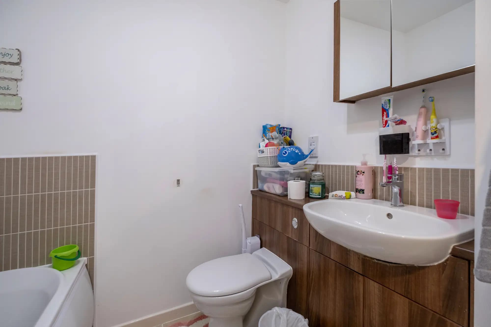 property photo 14 of 34