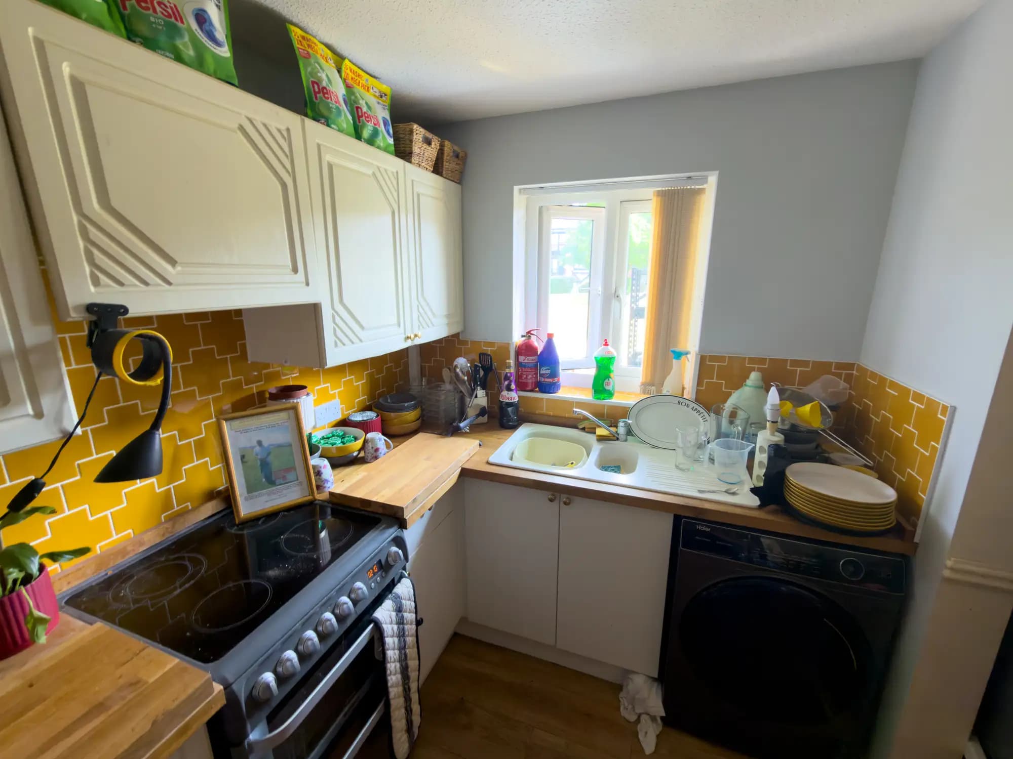 property photo 6 of 16