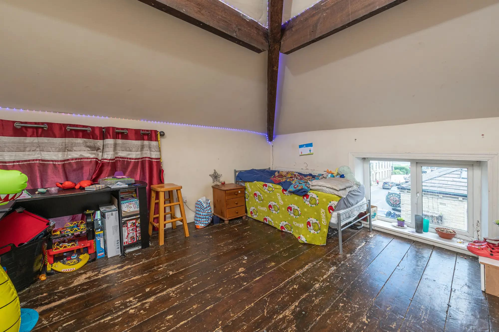 property photo 16 of 23