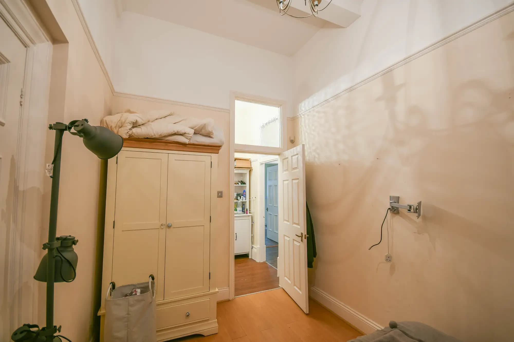 property photo 11 of 15