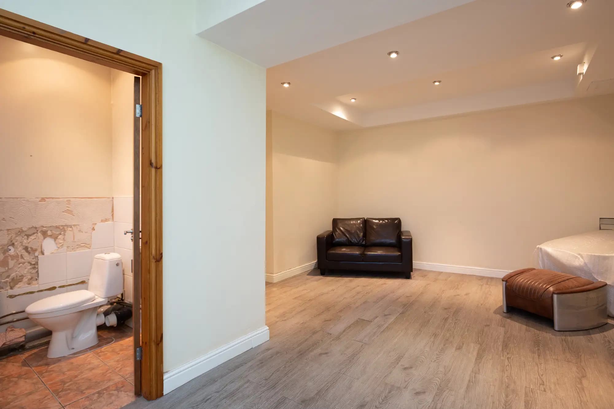 property photo 9 of 46