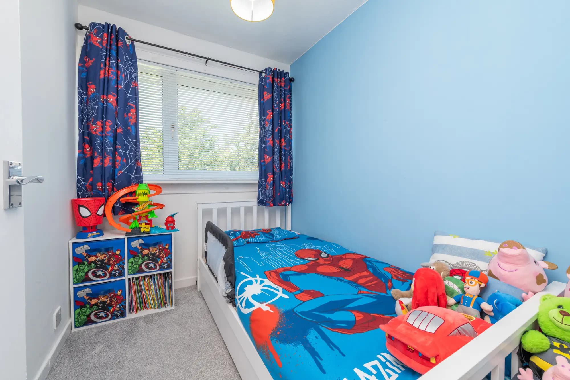 property photo 12 of 20