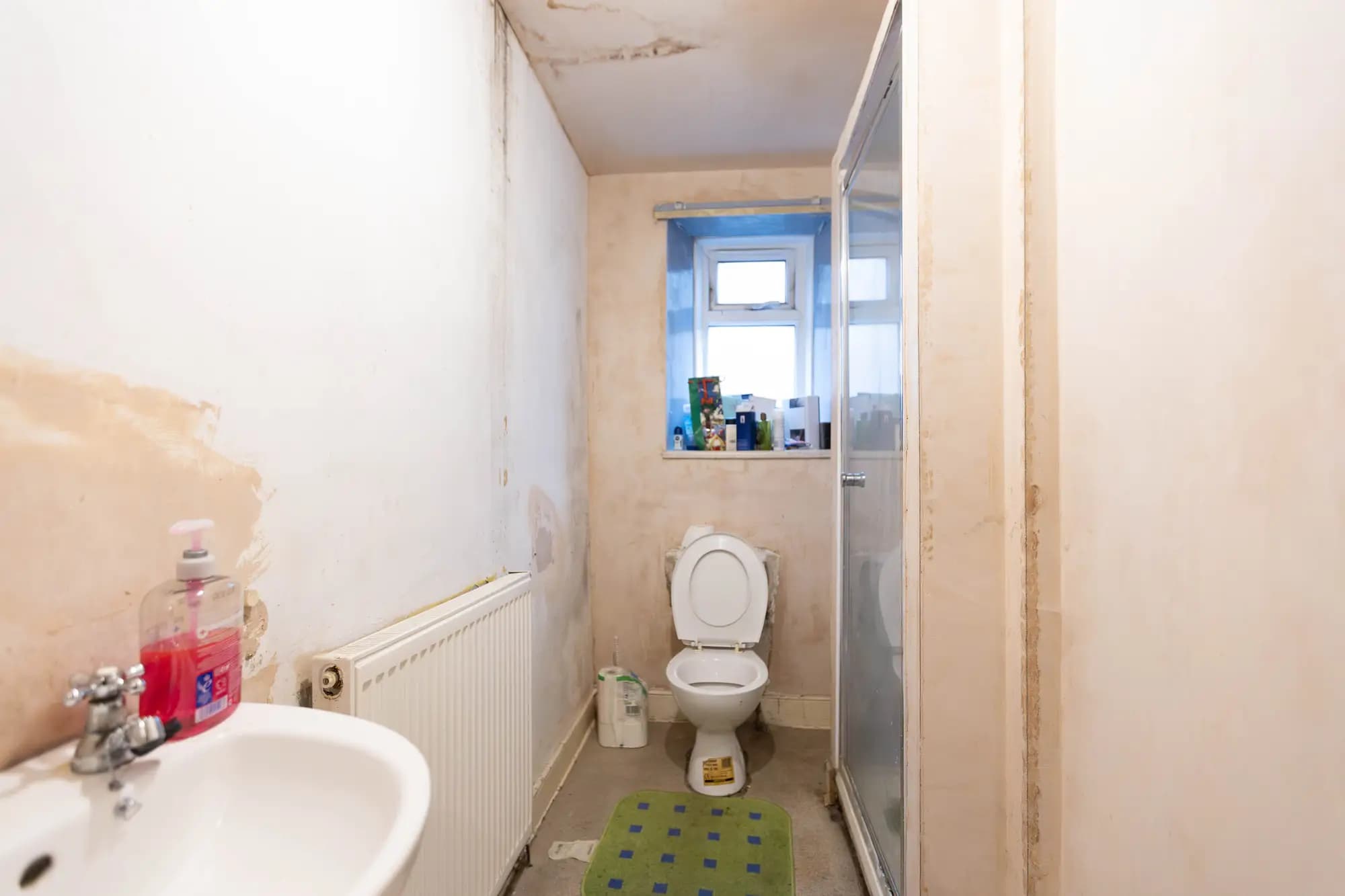 property photo 8 of 21