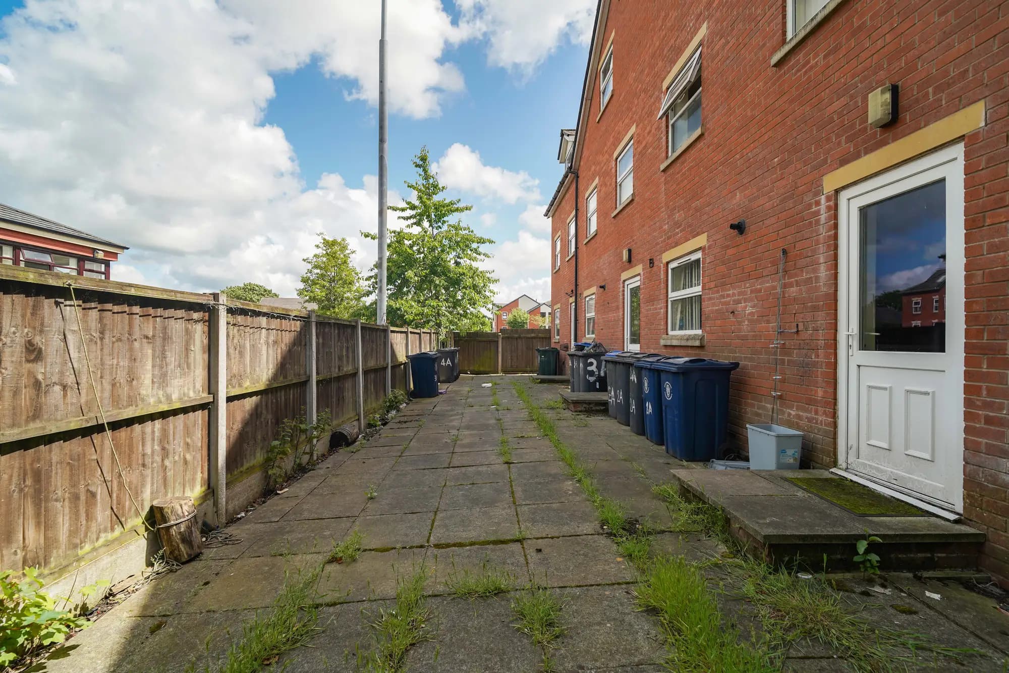property photo 17 of 19