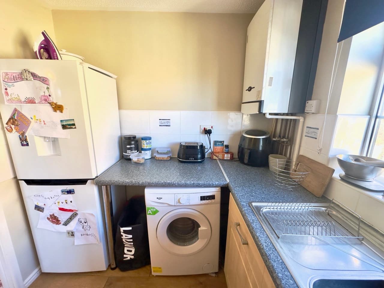 property photo 7 of 18