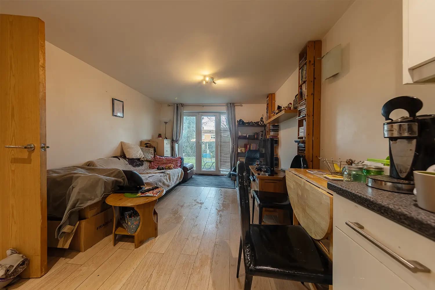 property photo 4 of 15