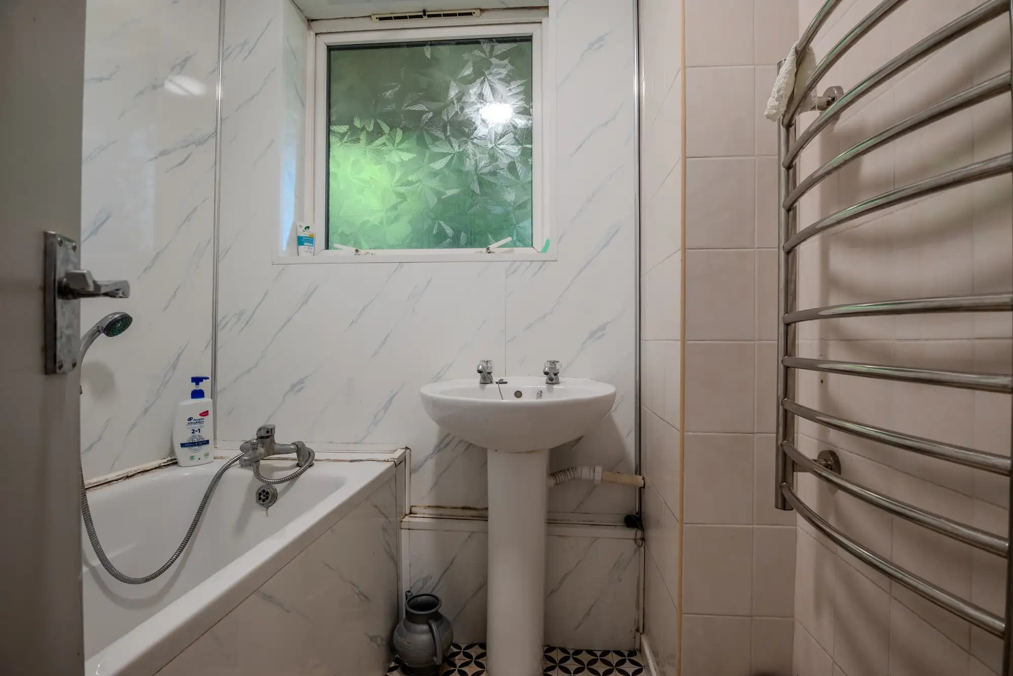 property photo 7 of 15