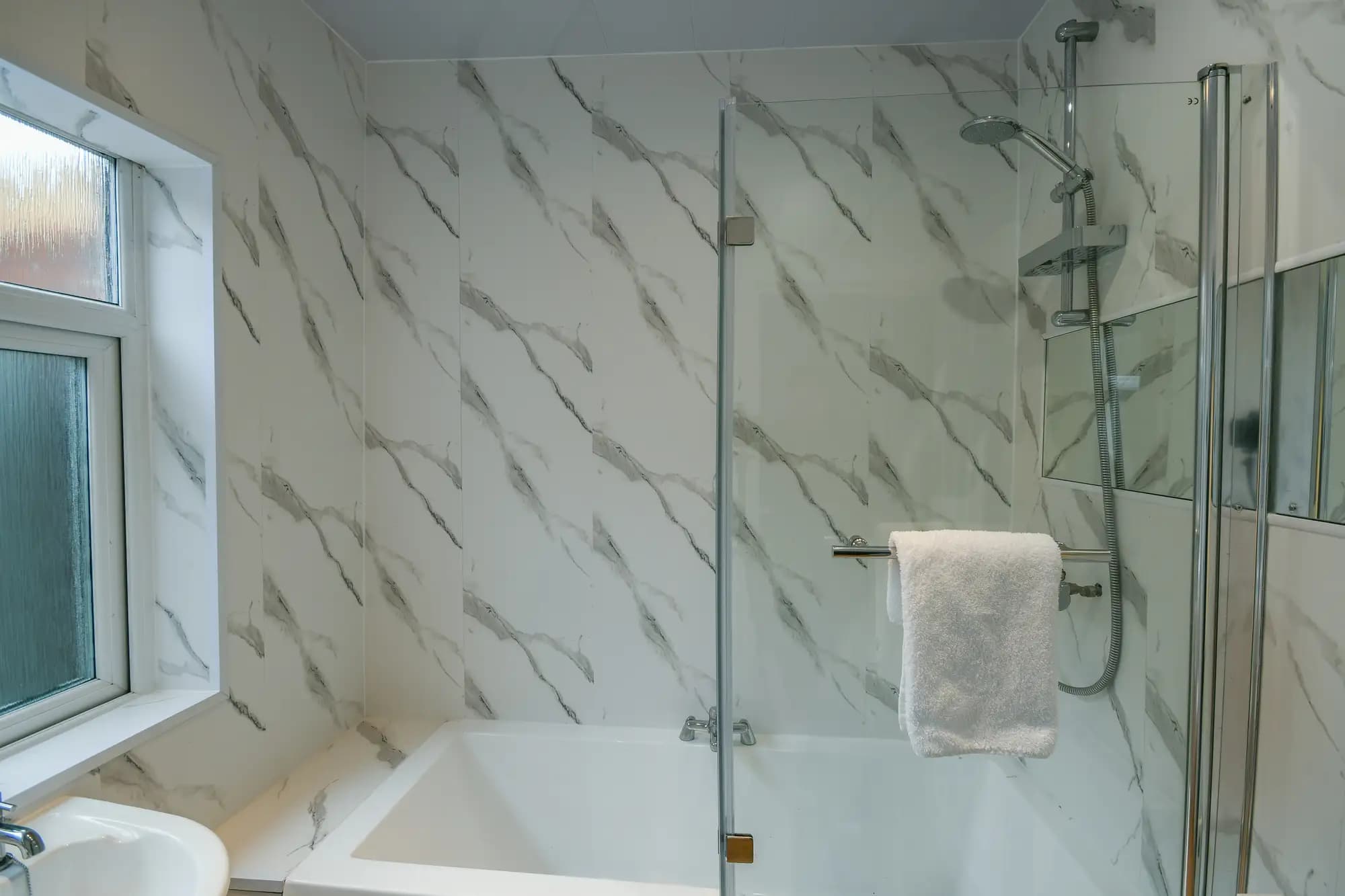 property photo 6 of 13