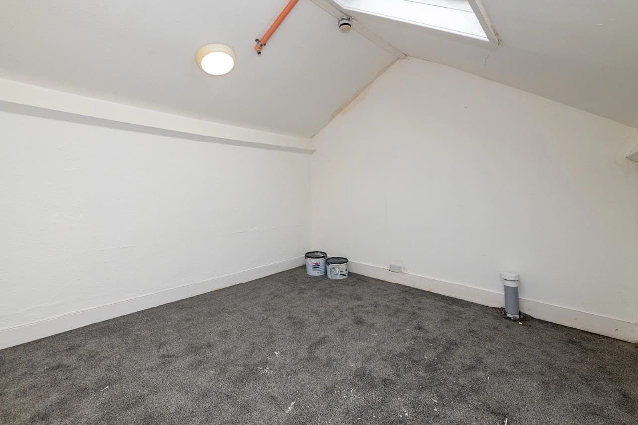 property photo 39 of 48
