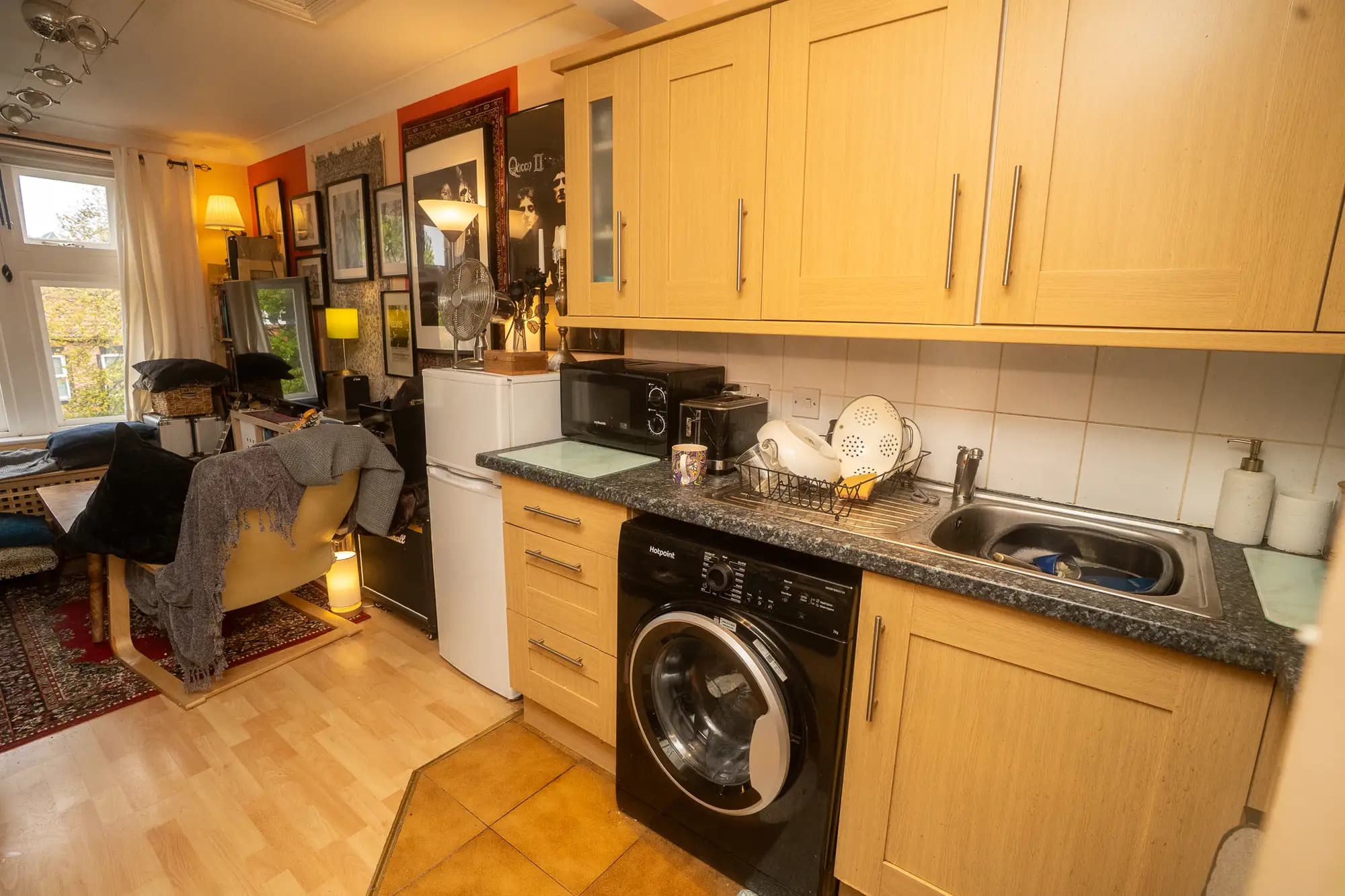 property photo 7 of 14