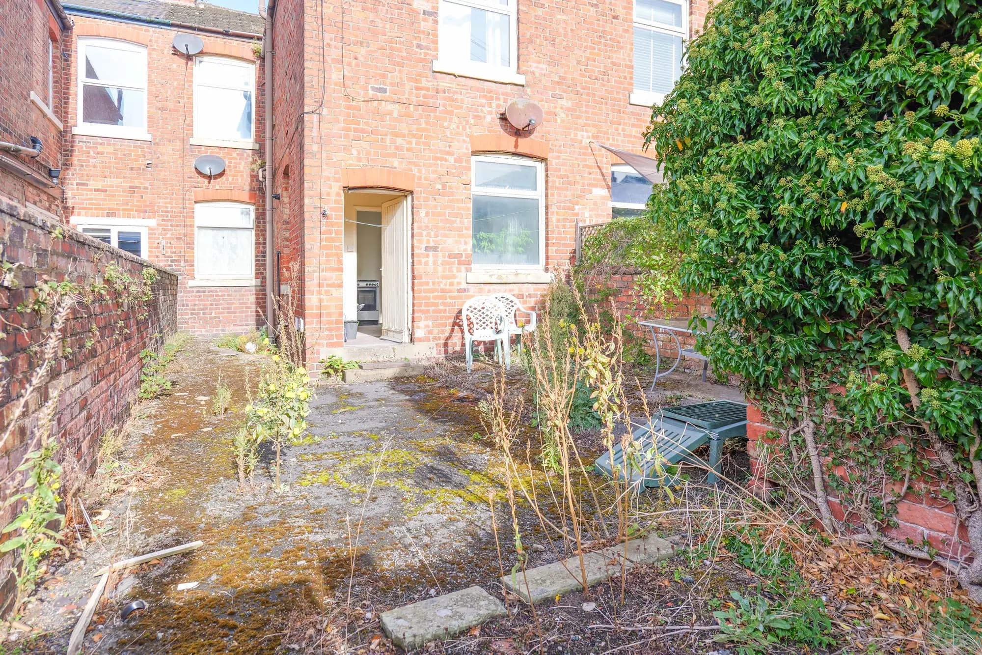property photo 31 of 33
