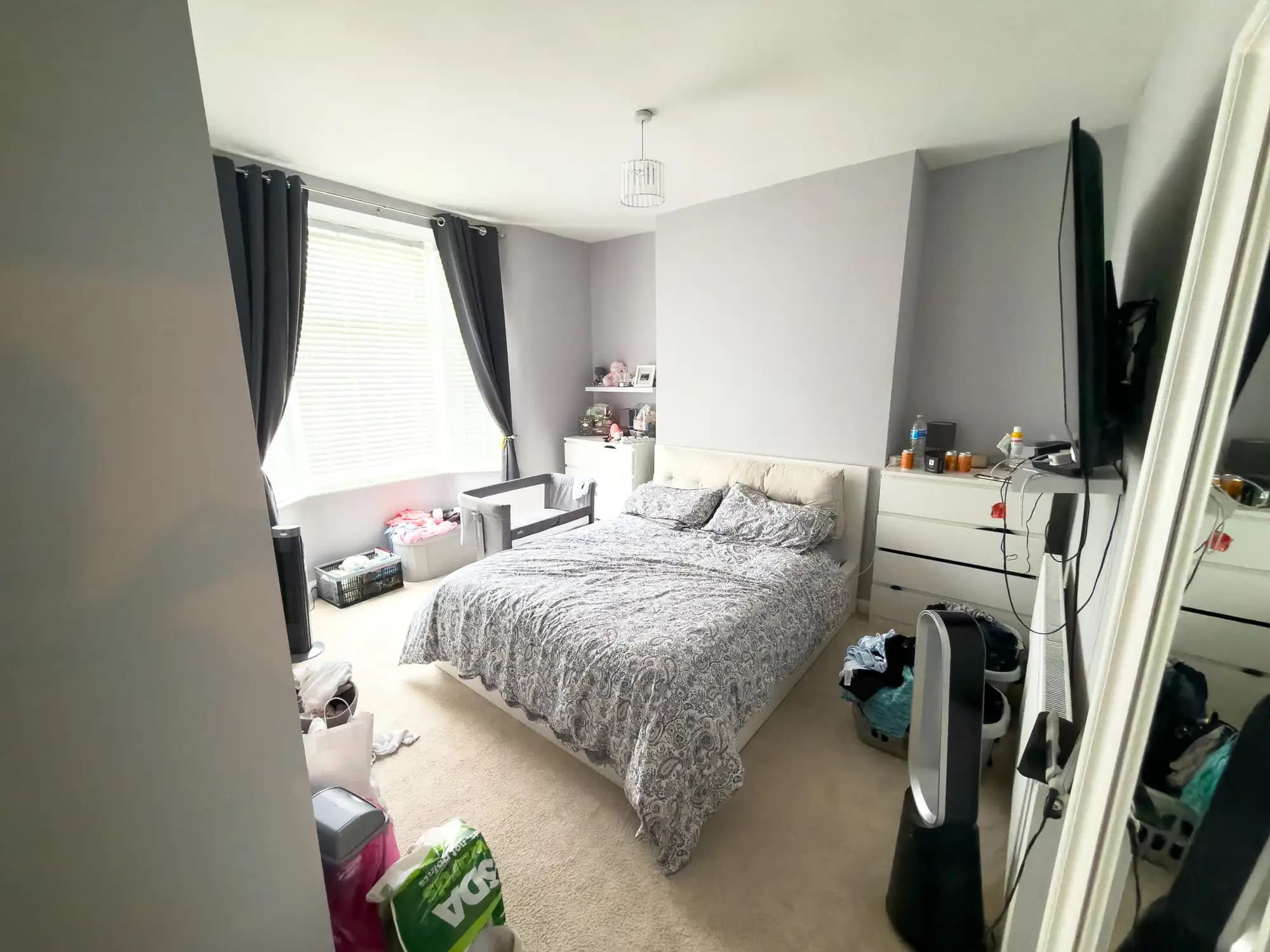 property photo 11 of 17