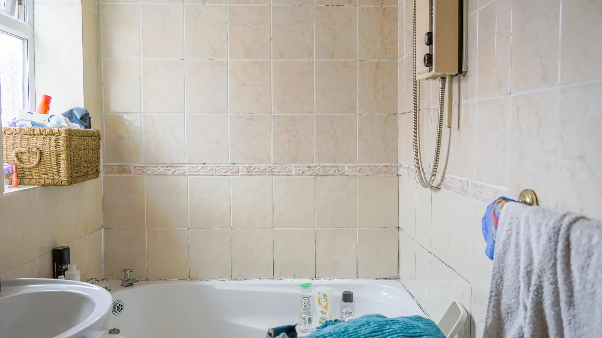 property photo 6 of 15