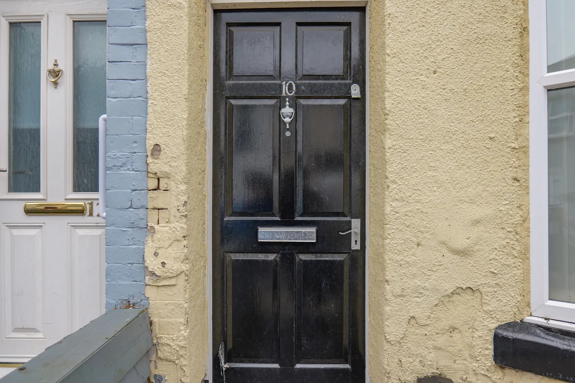 property photo 13 of 14