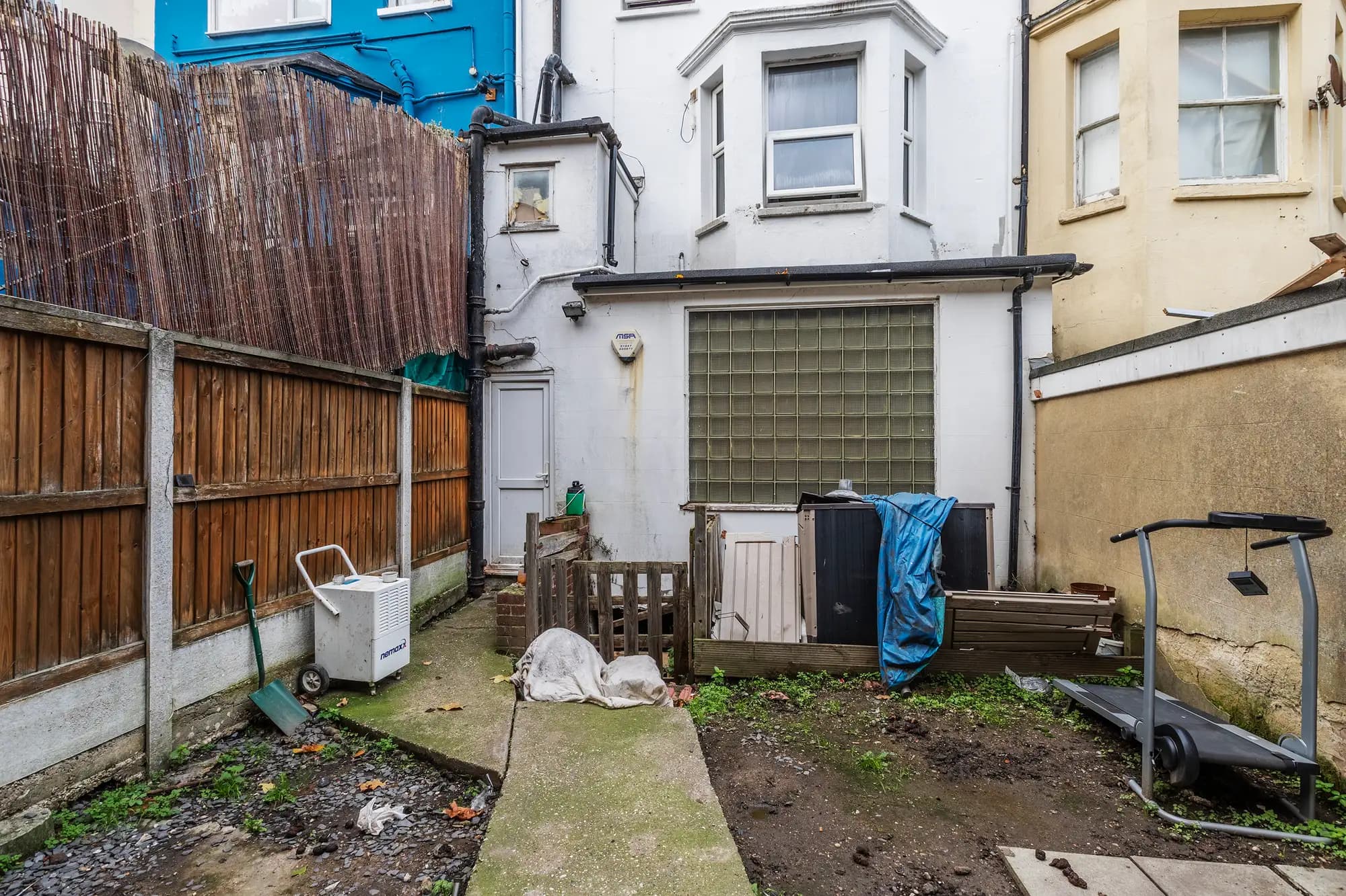 property photo 23 of 25