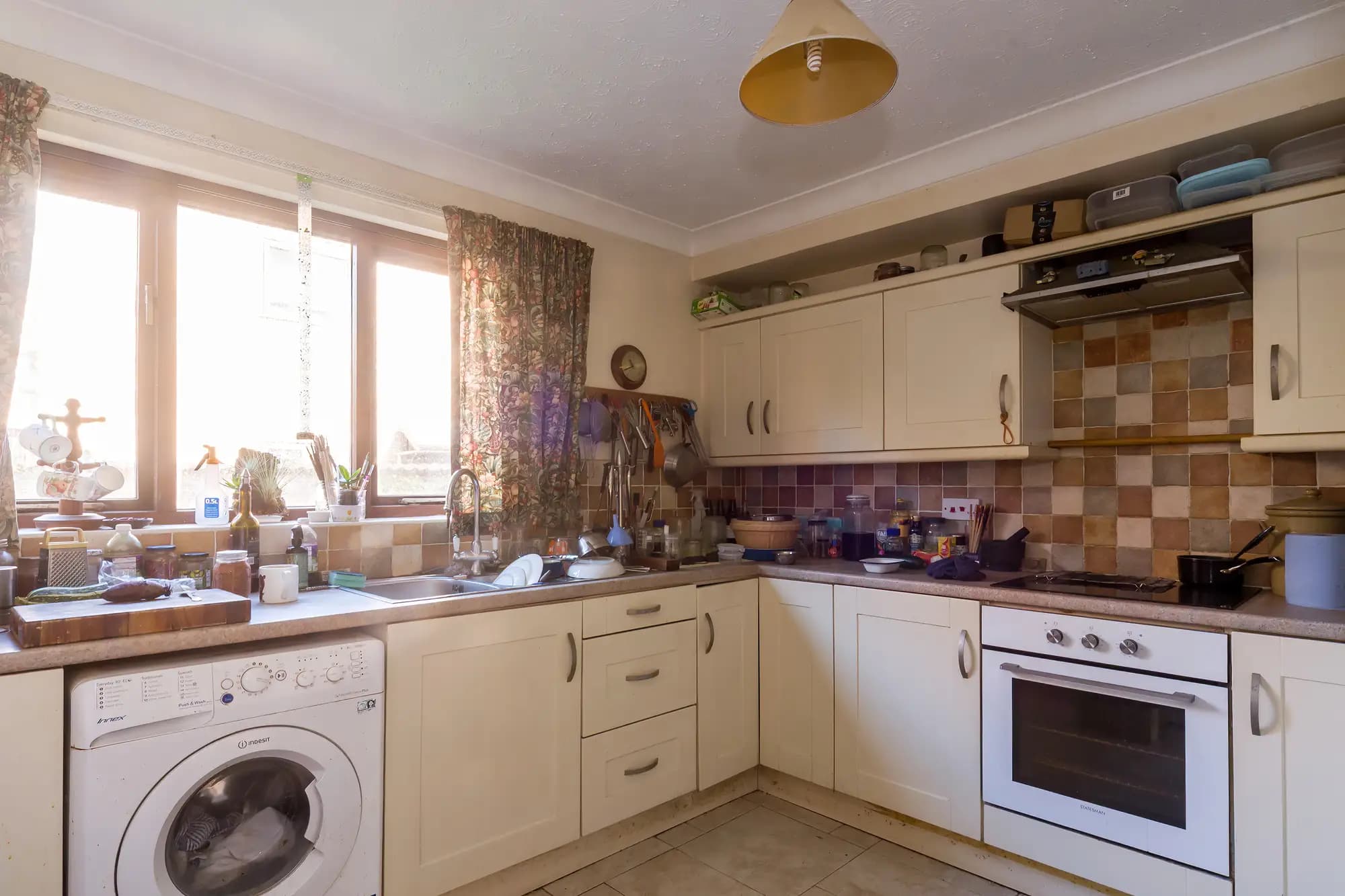 property photo 5 of 17