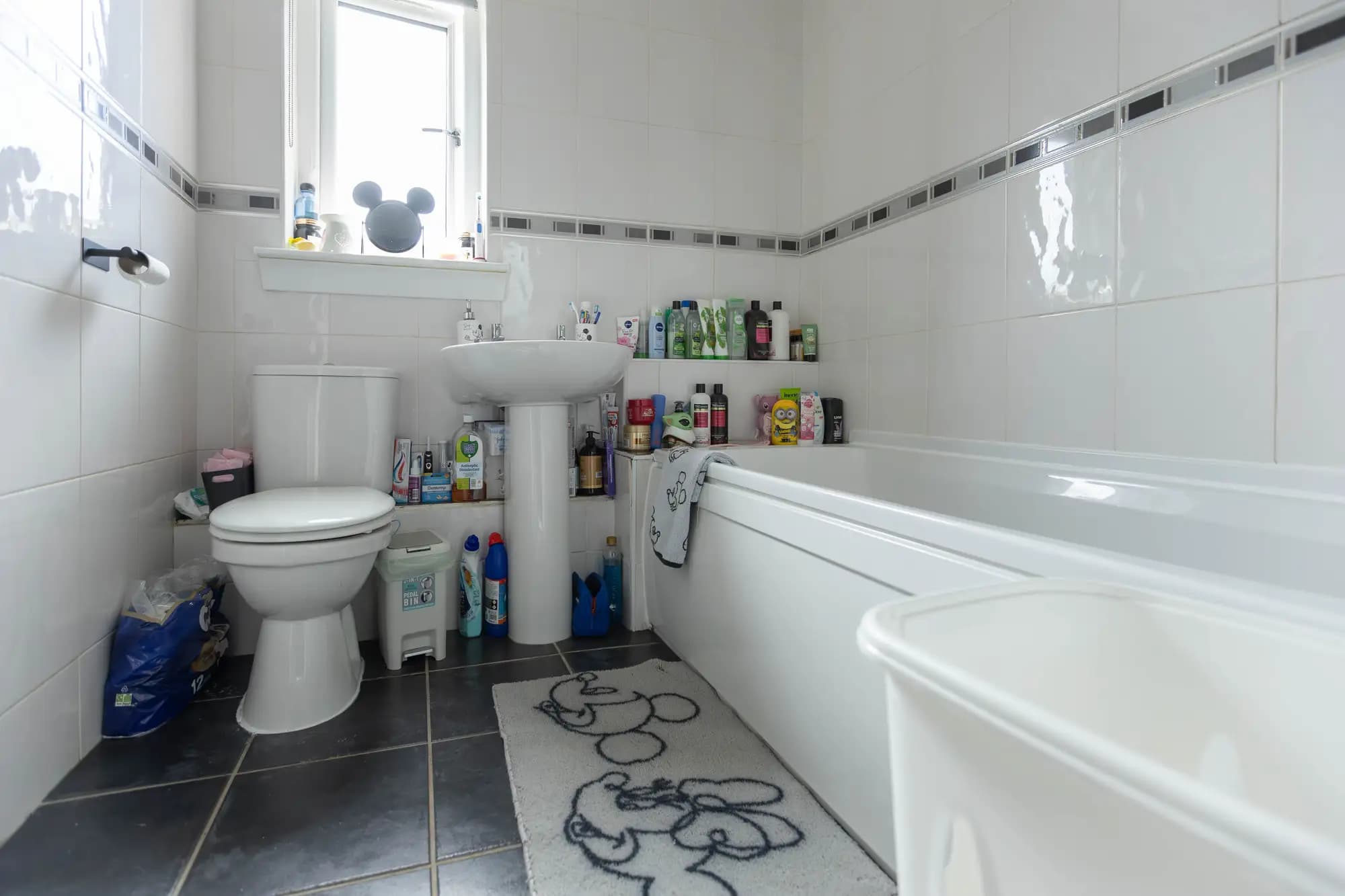 property photo 8 of 18