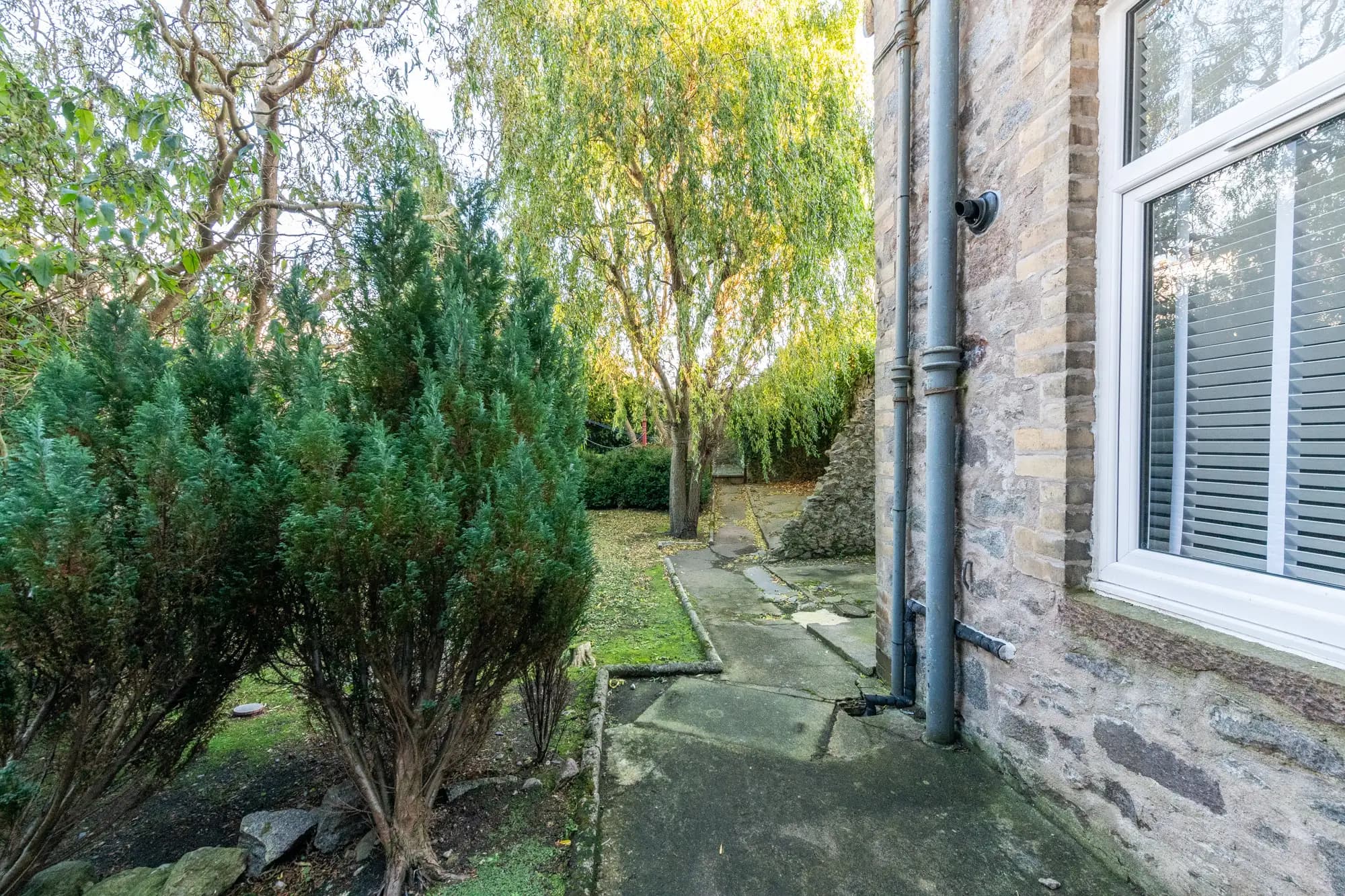 property photo 19 of 23